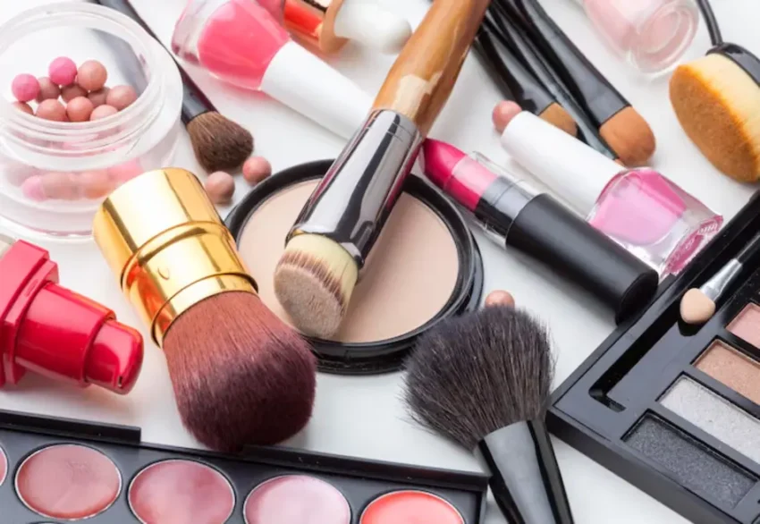 Makeup Products Online: How to Shop Smart & Find the Best